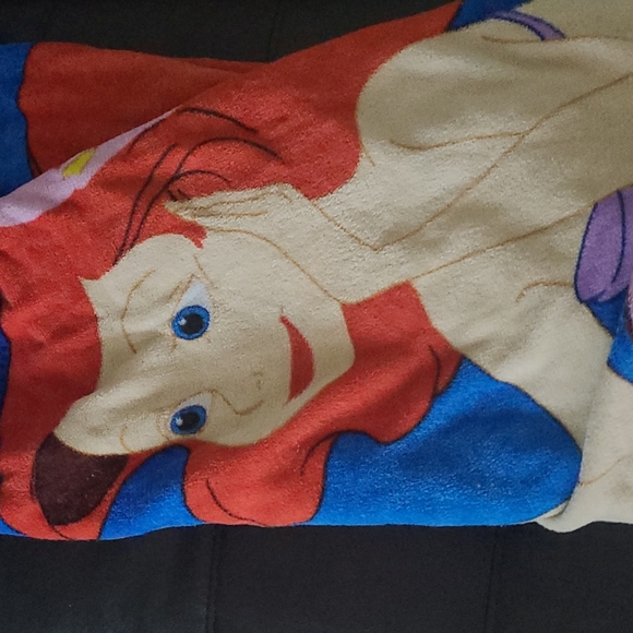 Little Mermaid Blanket, Hot Topic - Picture 4 of 4
